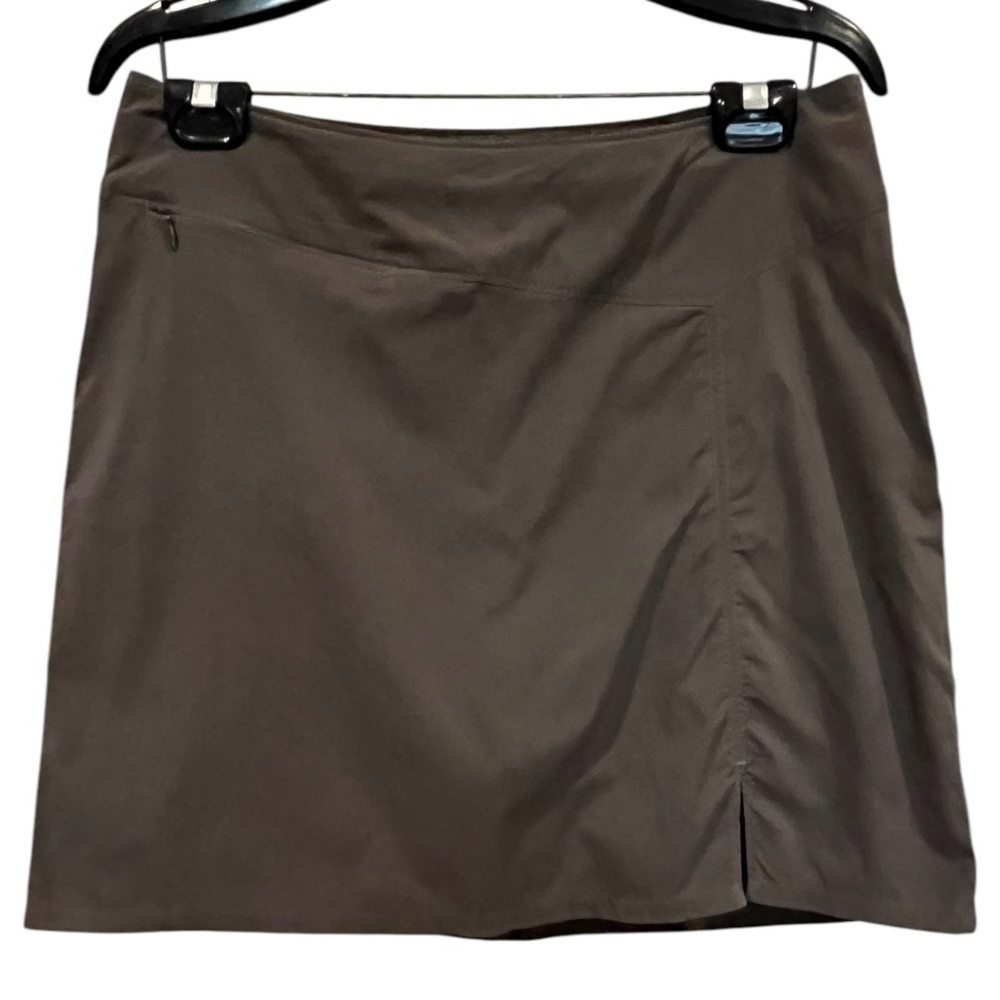 Patagonia Duway Well Worn hiking fishing camping skort skirt size 10